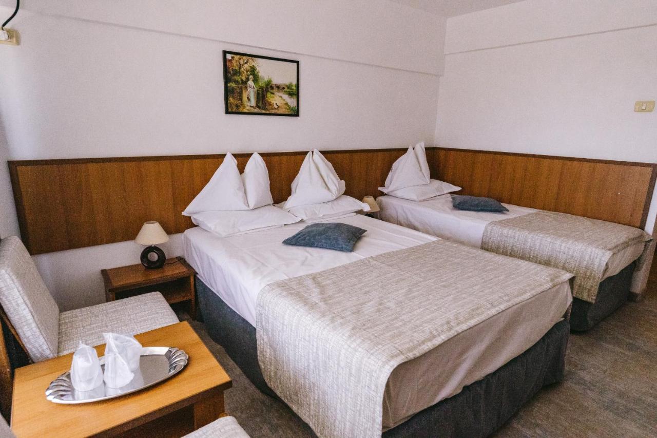 Hotel Condor Mamaia Eksteriør bilde