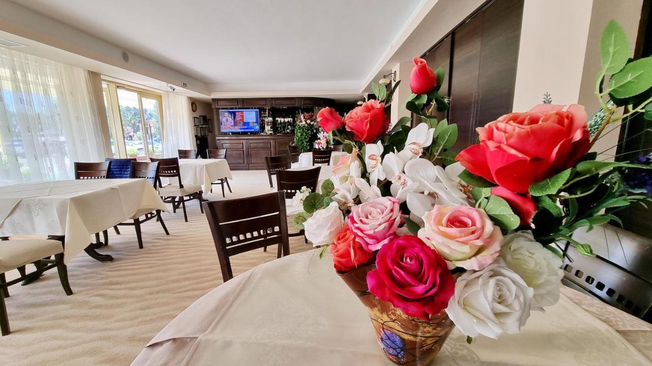 Hotel Condor Mamaia Eksteriør bilde
